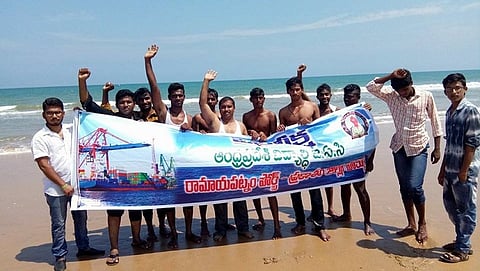 AP students stage protests demanding port be built in Ramayapatnam