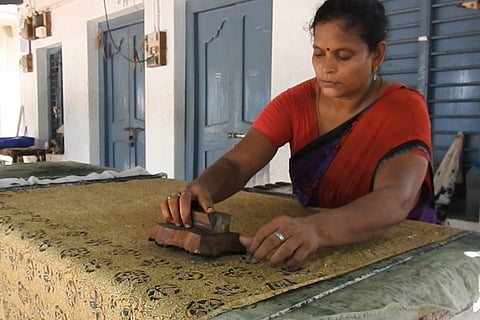 As fake Kalamkari takes over the market, the original form struggles to survive
