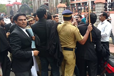 More than 100 lawyers move court on behalf of Kerala cop Vimodh suspended for blocking media