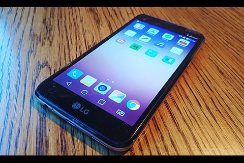 LG X Screen Review: Smartphone that offers more than just two screens