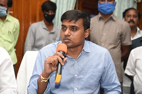 MP Midhun Reddy raised the Amaravati land scandal in the Parliament