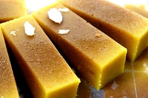 How the media 'claimed' Karnataka, Tamil Nadu are fighting over Mysore Pak 