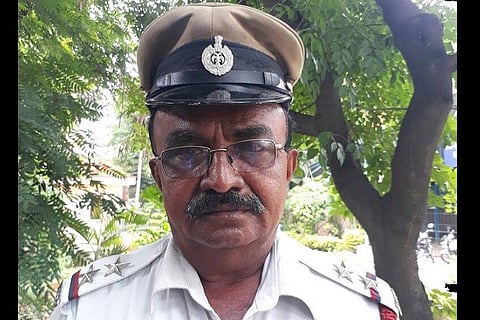 Right priorities: Bengaluru cop stops President's convoy for an ambulance