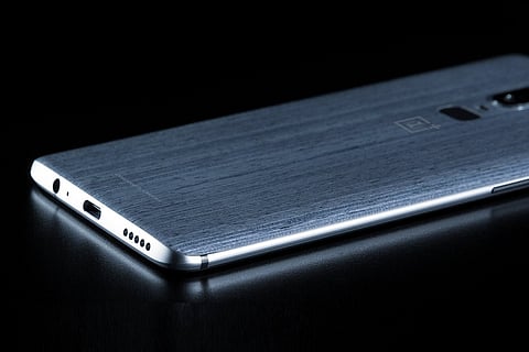 OnePlus 6 specs leaked: To sport wooden back panel, 20MP front camera