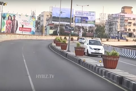 Body of girl found on PVNR Expressway in Hyderabad