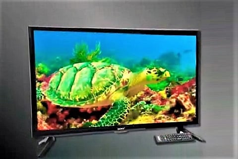 Delhi-based startup unveils 32-inch Android smart TV at just Rs 4,999