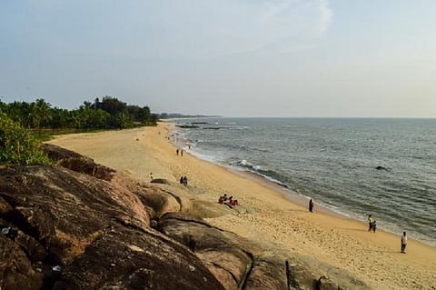 Tourists banned from entering water in Dakshina Kannada beaches