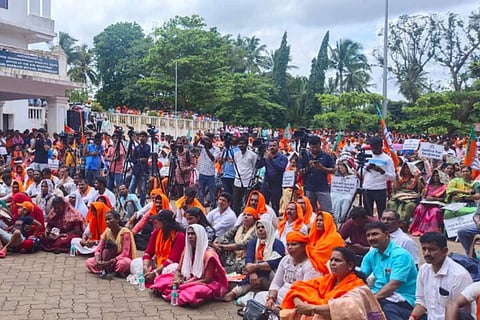 BJP protest for Sowjanya murder case