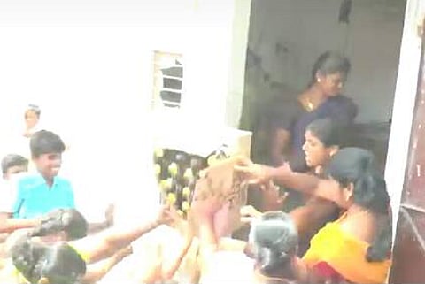 Vandalism against liquor shops in Tamil Nadu continue, women break alcohol bottles in protest