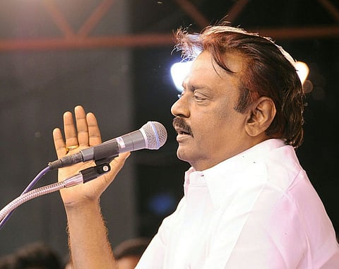 Here's how TN politicians are reacting to Vijayakanth's announcement