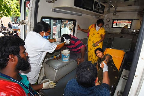 Vizag gas leak victims rushed to hospital
