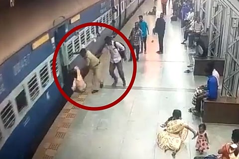 Video: Alert cop saves Karnataka man after he slips trying to board moving train