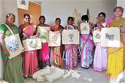 Making cloth bags, Paalaguttapalle’s Dalit women are turning their lives around