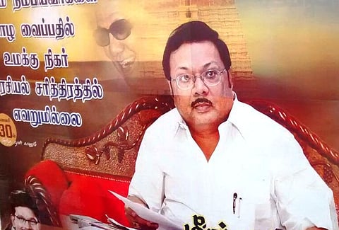 Alagiri meets Karunanidhi, Stalin says don't politicise the meeting