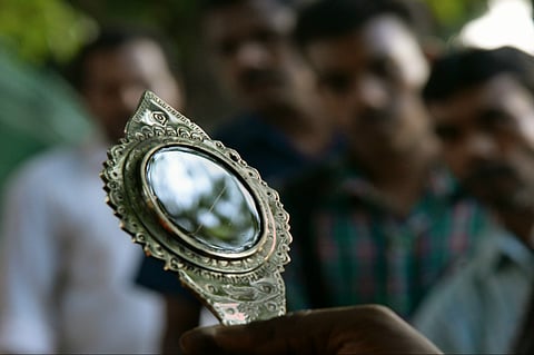 Mirrors of Aranmula: How artisans of Kerala are fighting hard to keep a tradition alive