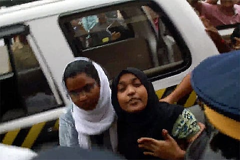 ‘I was not forcibly converted, I need justice’, shouts Hadiya before leaving for Delhi