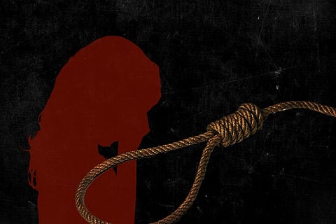 Seven-year-old girl found hanging in Thiruvananthapuram, police investigation on