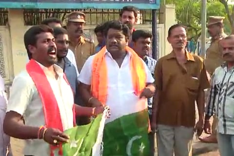9 members of Hindu Makkal Katchi arrested in TN for attempting to burn Pakistan flag