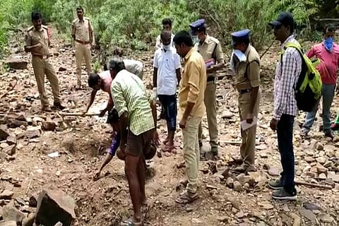 Unidentified body found in Andhra Pradesh, cops suspect human sacrifice