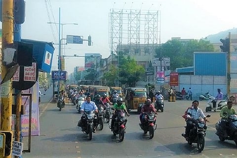 Amaravati effect? 4 lakh more cars and bikes on Vijayawada’s roads in just one year