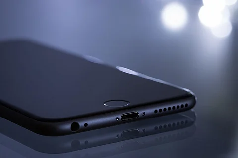 iPhone SE 2 specs leaked: To sport bezel-less display, 2GB RAM and 1700mAh battery