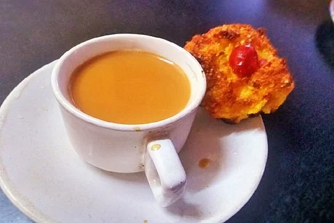 'Ek pauna, do biscoot': Why Hyderabad's Irani cafes are disappearing