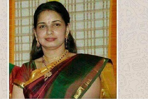 This viral image is supposed to be of Jayalalithaa’s ‘daughter’, here is the truth