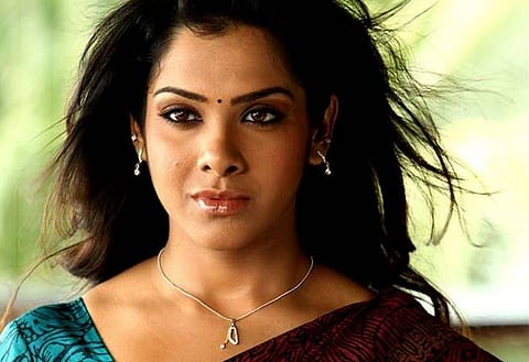 Kadhal Sandhya ties the knot with Chennai techie in Guruvayoor