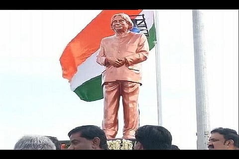 APJ Abdul Kalam’s statue unveiled at Rameswaram on first death anniversary