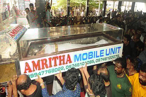 A Final Goodbye: Pictures from actor Kalpana's funeral