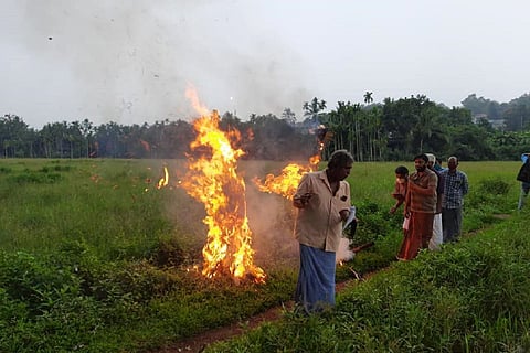 Keezhattoor vayalkili protest