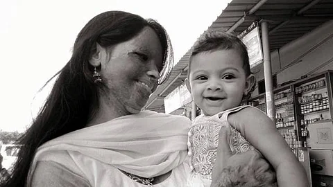 These pictures of Laxmi and her baby is the most beautiful thing you will see today