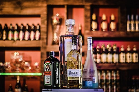 Additional taxes, hiked licence fee: New liquor policy introduced in Telangana
