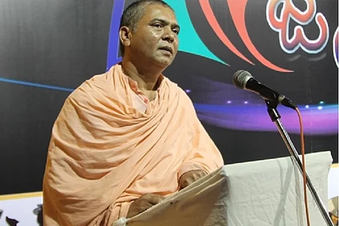 K’taka seer mocks Anantkumar Hegde and Pratap Simha, says they will ensure BJP defeat