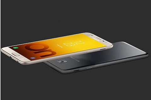 Samsung launches Galaxy On Max with 13MP rear and front camera and LED flash