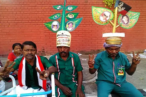 'She will do what Amma did for us,' say Sasikala's supporters at Poes Garden