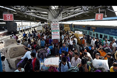Bengaluru rly station third in using free Wi-Fi, Patna tops with porn searched most