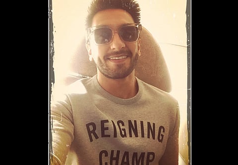 Ranveer jets off to Paris for 'Befikre'