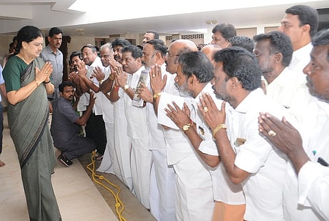 AIADMK General Council meets on Thursday, here's what is likely to happen