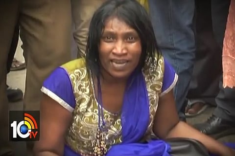 Woman govt employee accuses Andhra Labour minister of assault, stages protest