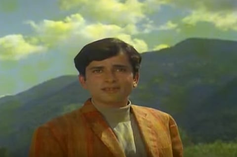 Shashi Kapoor is alive and 'doing fine': Rishi Kapoor quashes rumours of death