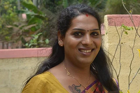 Transgender woman attacked at a bus stop in Kerala, no one steps forward to help