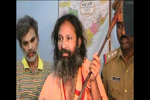 Kashi Math's Swami Raghavendra who absconded with antique idols brought before Ernakulam CJM