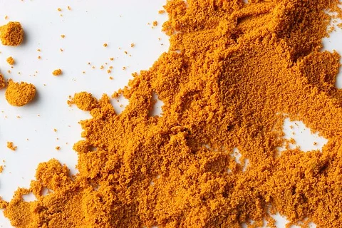 The yellow colour of the turmeric and why it's beneficial to your health