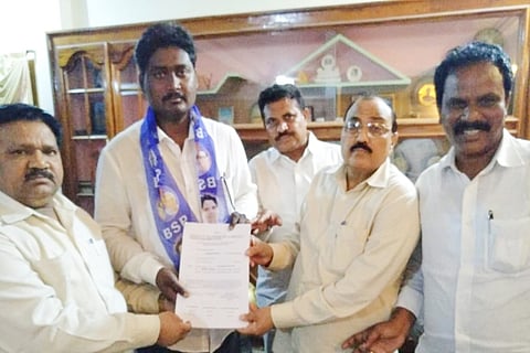 Dalit scholar Vijay Pedapudi who was expelled with Rohith Vemula, to contest AP polls
