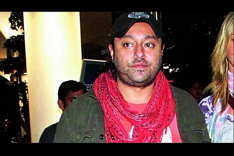 Indian-American hotelier Vikram Chatwal accused of singeing two dogs