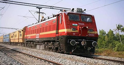 ഹോളി; കേരളത്തിലേക്ക് സ്പെഷ്യൽ ട്രെയിൻ അനുവദിച്ചു