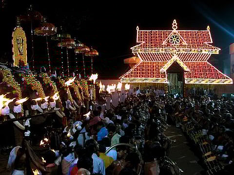 Arattupuzha pooram