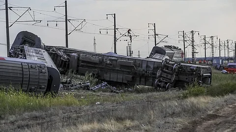 Train derails