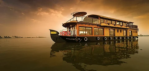 houseboats